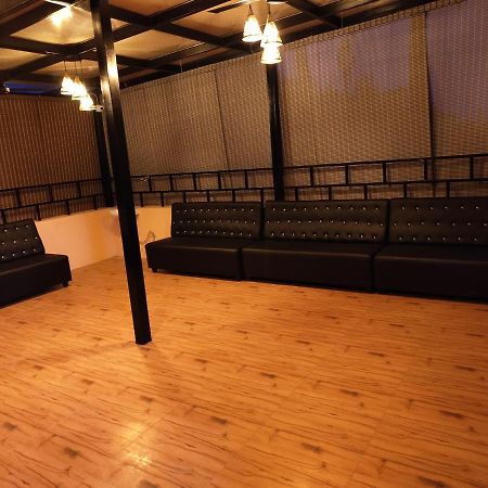 Jk Resort Йеркауд Екстериор снимка