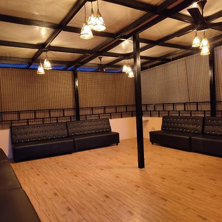 Jk Resort Йеркауд Екстериор снимка